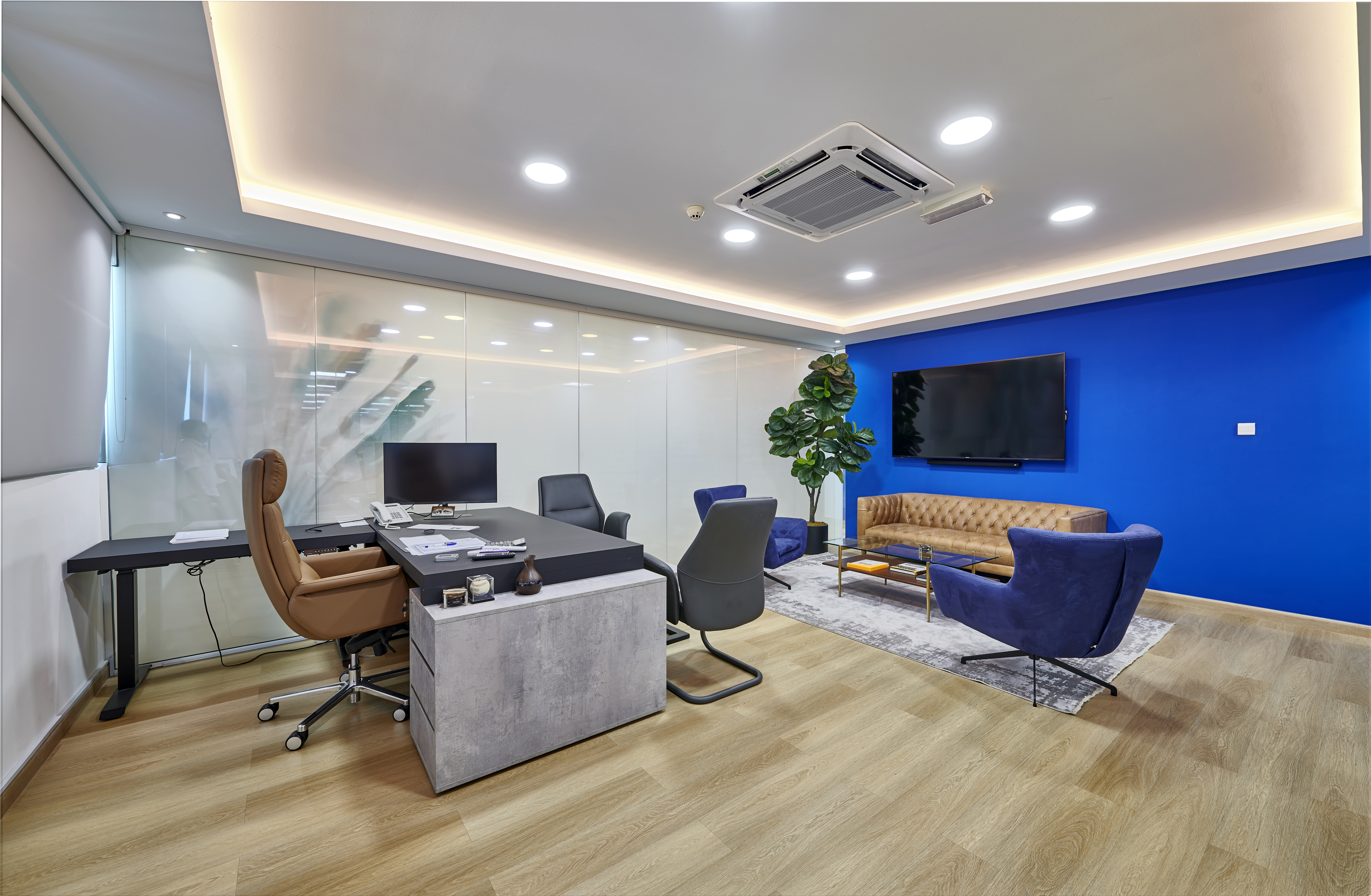 Office Fit Out Company Dubai: How to Choose the Right Partner for Your Workplace
